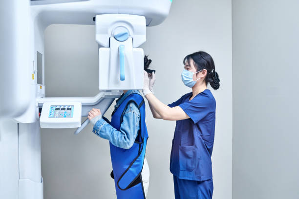 Best Emergency Care for Gum Disease in Wyong, MI